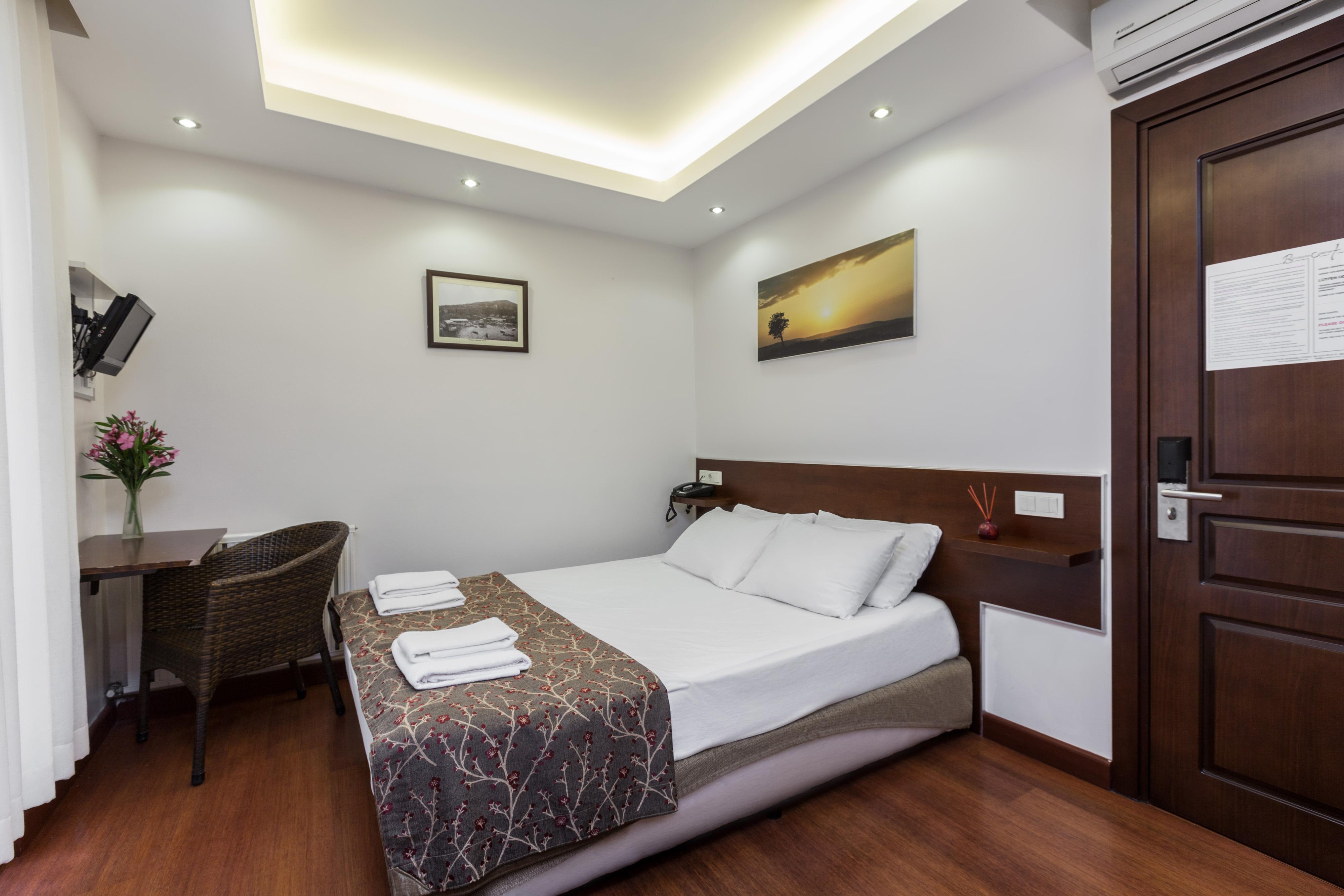 Buyukada Comfort Otel Адалар Экстерьер фото
