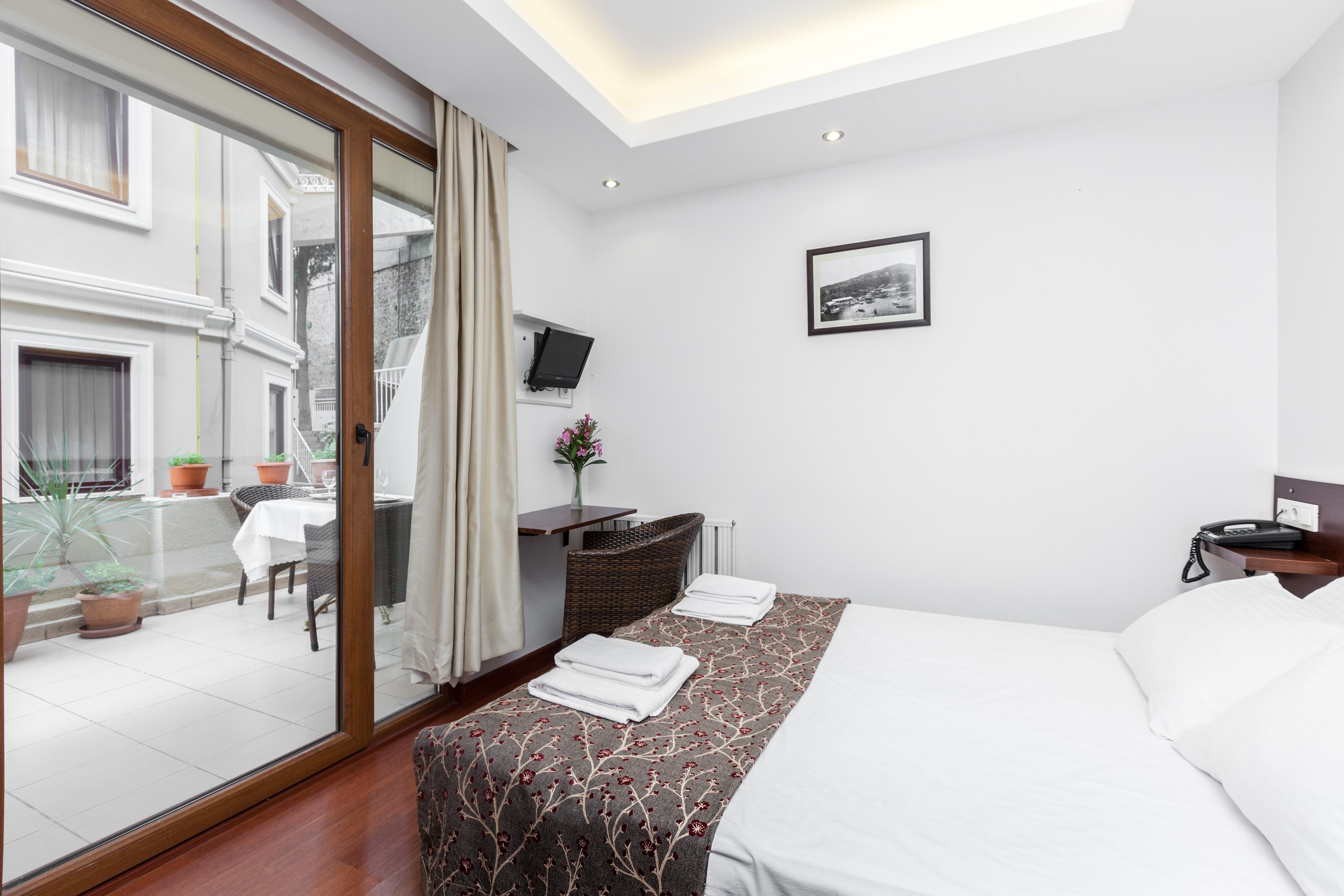 Buyukada Comfort Otel Адалар Экстерьер фото